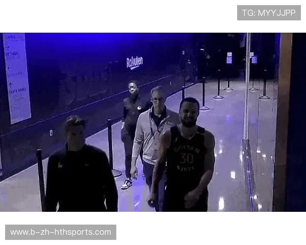 勇士主场被打爆，库里提前离场——勇士能否反弹？